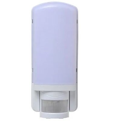 Wandarmatuur moto white e27 - pir bewegingssensor