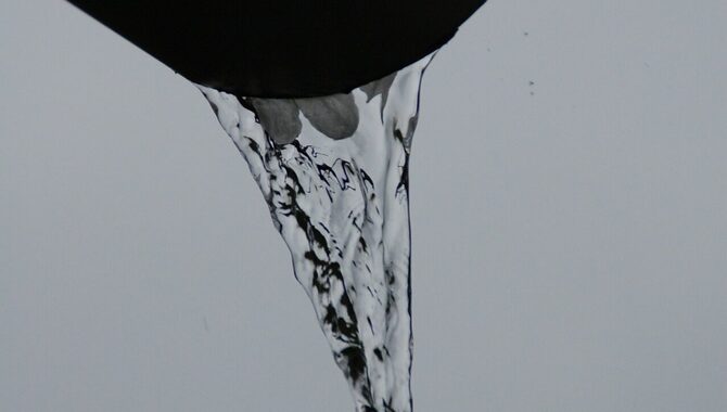 gutter-pipe-54531_1920